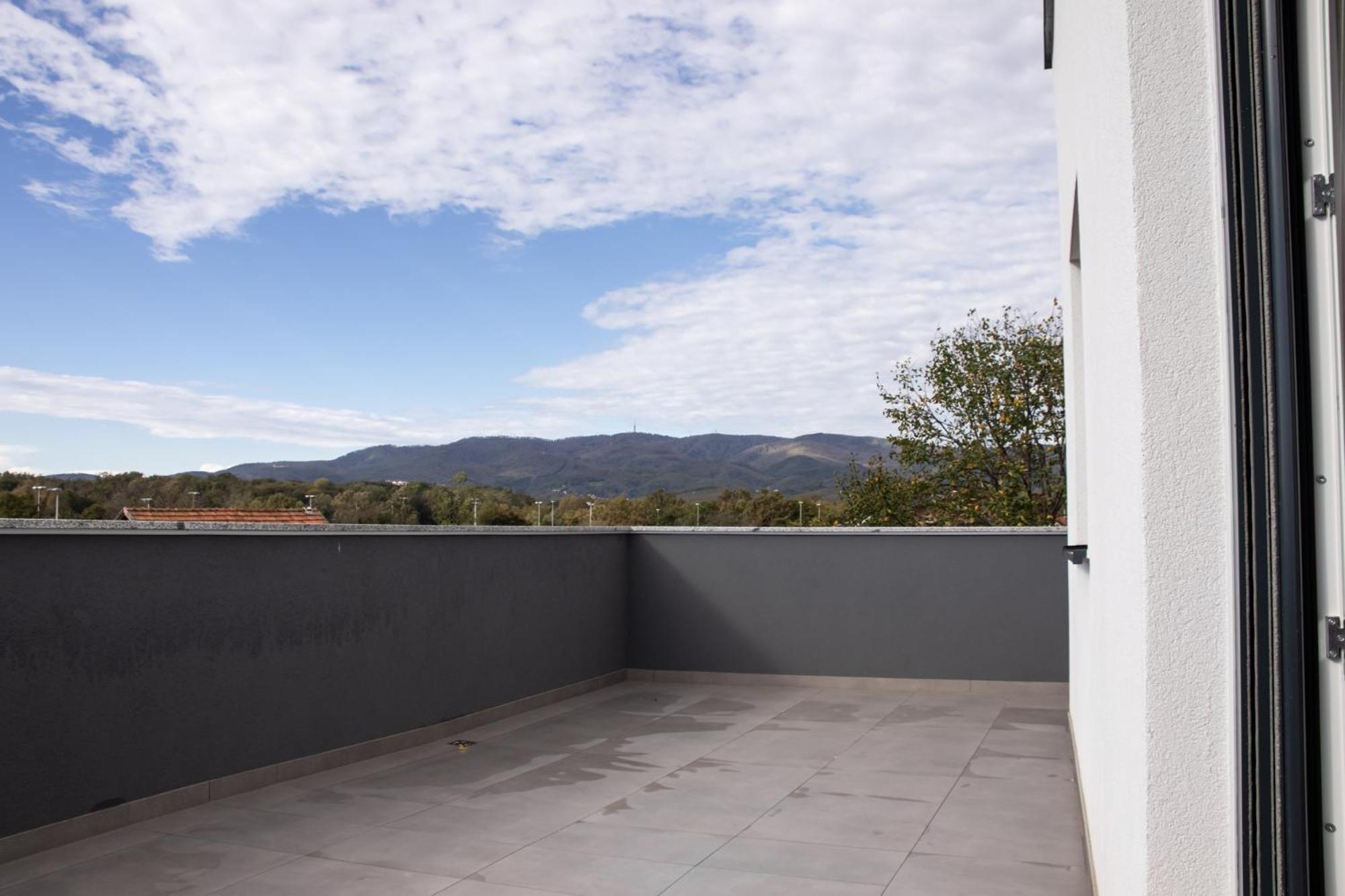 Hugo Apartments Zagabria Esterno foto